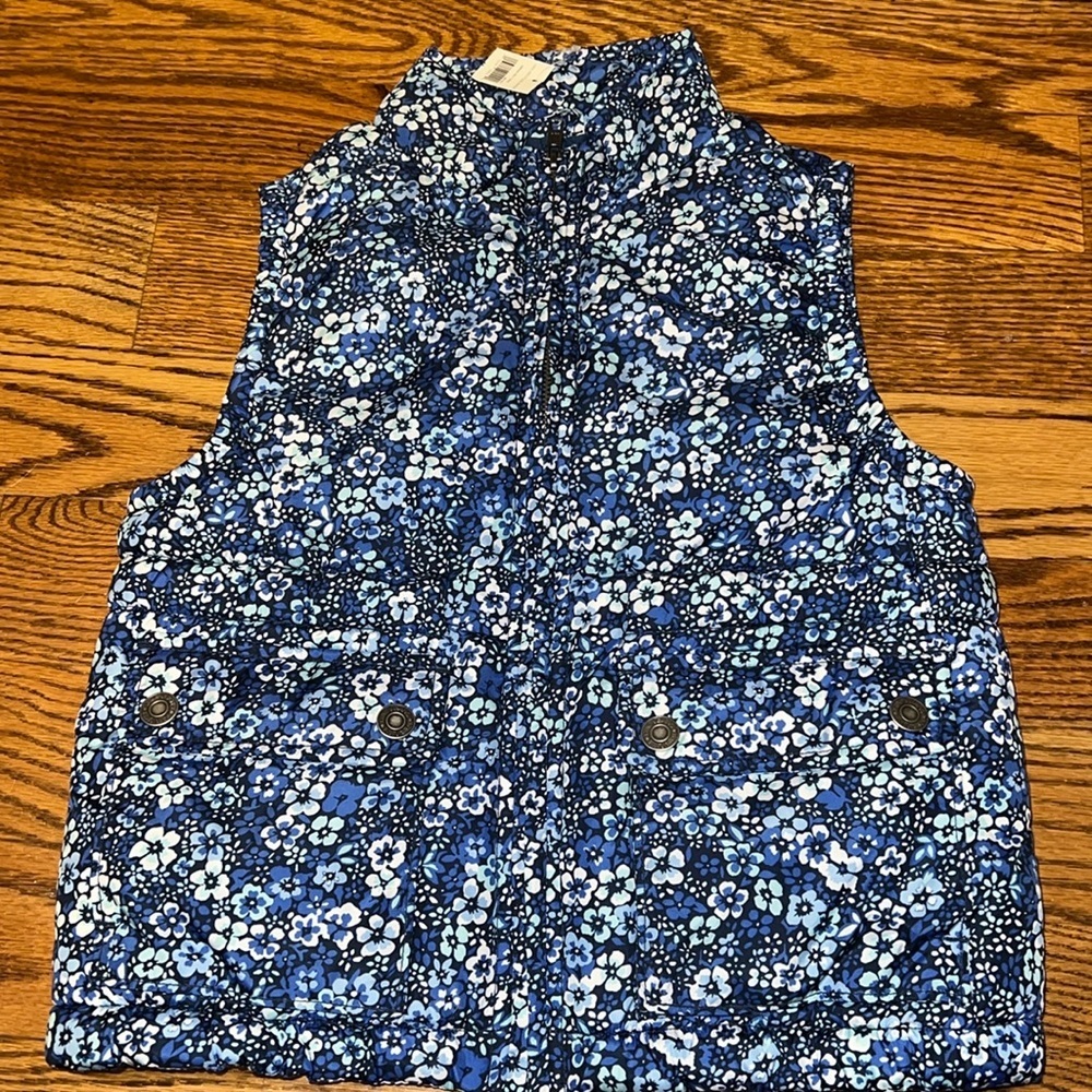 GAP kids girls blue floral puffer vest sizes small (6/7) &medium (8-9 years) NWT